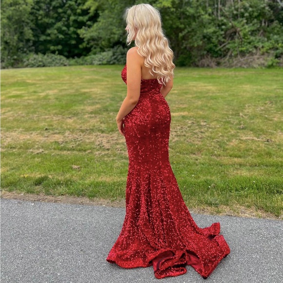 PS21208 Dress Mermaid Style Red Dress - Picture 2 of 8